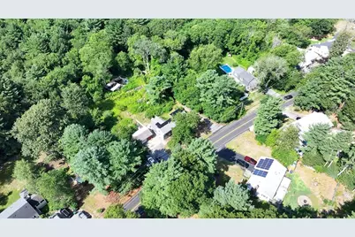 127 Pleasant St, Pembroke, MA 02359 - Photo 19