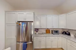16 Wedge Dr, Lakeville, MA 02347 - Photo 9