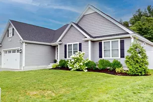 16 Wedge Dr, Lakeville, MA 02347 - Photo 3