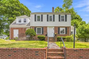 49 Parkside Cir, Braintree, MA 02184 - Photo 1