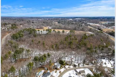 11 Pond Hill, Amesbury, MA 01913 - Photo 3