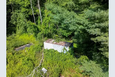 127 Pleasant St, Pembroke, MA 02359 - Photo 13