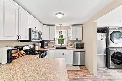 40 Lake Shore Dr, Middleborough, MA 02346 - Photo 7