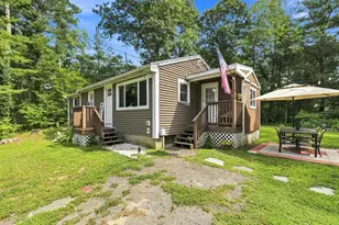 40 Lake Shore Dr, Middleborough, MA 02346 - Photo 1
