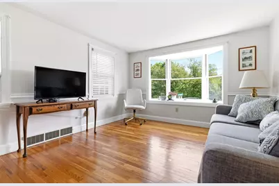 49 Edgeworth St, Weymouth, MA 02189 - Photo 5