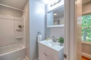 112 Dewolf St, New Bedford, MA 02740 - Photo 11