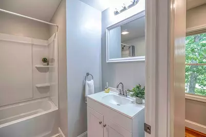 112 Dewolf St, New Bedford, MA 02740 - Photo 11