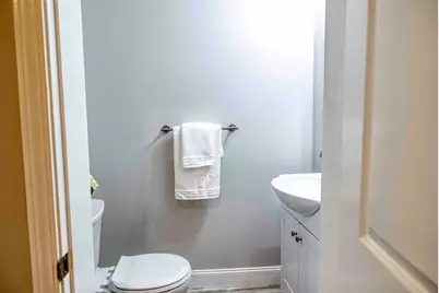 112 Dewolf St, New Bedford, MA 02740 - Photo 9