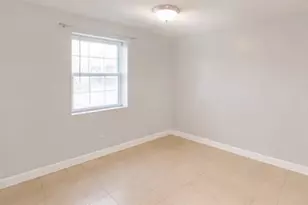 90 Fernwood Ave, Revere, MA 02151 - Photo 7