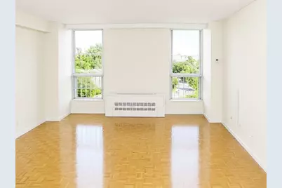 33 Pond Av #913, Brookline, MA 02445 - Photo 3