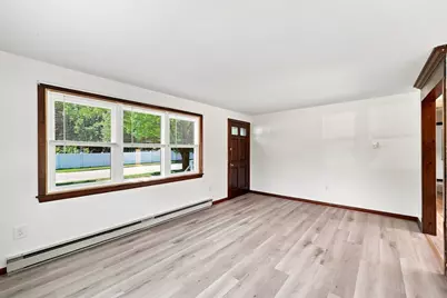 15 Peterson Cir, Agawam, MA 01030 - Photo 13