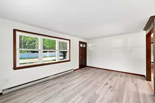 15 Peterson Cir, Agawam, MA 01030 - Photo 13
