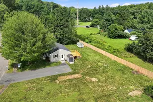 15 Peterson Cir, Agawam, MA 01030 - Photo 33