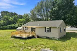 15 Peterson Cir, Agawam, MA 01030 - Photo 31