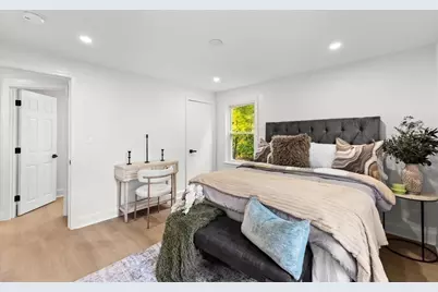 26 Lamb St, Attleboro, MA 02703 - Photo 13