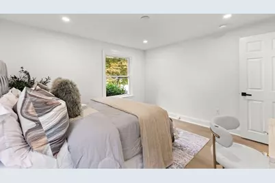 26 Lamb St, Attleboro, MA 02703 - Photo 15