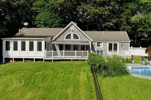 61 Clifford Rd, Plymouth, MA 02360 - Photo 3