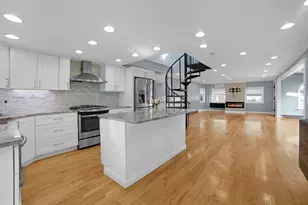 35 Bird St, Quincy, MA 02169 - Photo 1