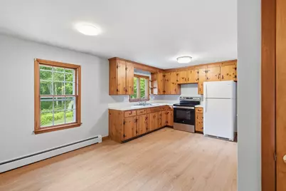292 Anawan St, Rehoboth, MA 02769 - Photo 9