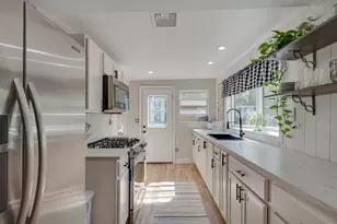 254 Lakeside Rd, Hanson, MA 02341 - Photo 13