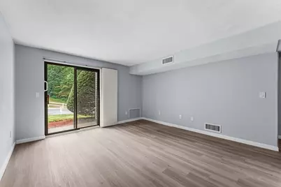 100 Cass Ave #A6, Dracut, MA 01826 - Photo 7