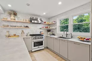 59 Monadnock St, Boston, MA 02125 - Photo 9