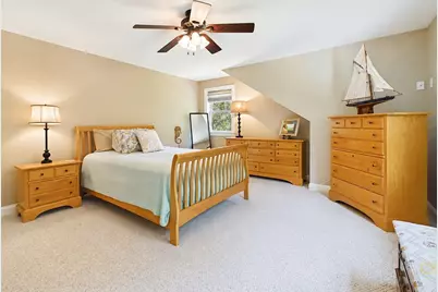 8 Park Place, Mattapoisett, MA 02739 - Photo 27