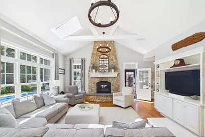 8 Park Place, Mattapoisett, MA 02739 - Photo 17