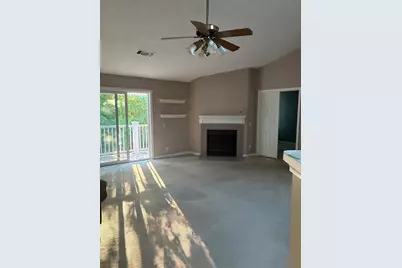 105 Bradford Commons Ln #105, Braintree, MA 02184 - Photo 5
