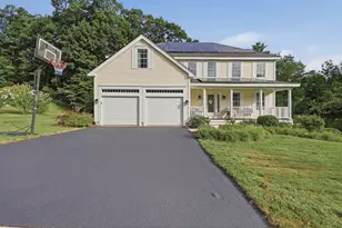 21 Olde Taverne Ln, Amesbury, MA 01913 - Photo 1