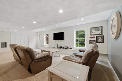 21 Olde Taverne Ln, Amesbury, MA 01913 - Photo 33