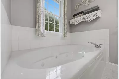 21 Olde Taverne Ln, Amesbury, MA 01913 - Photo 25