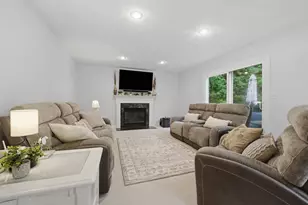 21 Olde Taverne Ln, Amesbury, MA 01913 - Photo 13