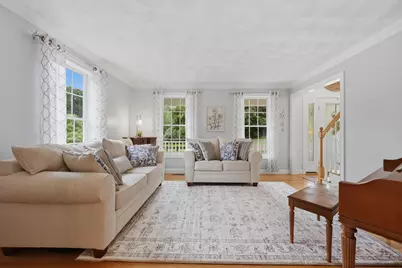 21 Olde Taverne Ln, Amesbury, MA 01913 - Photo 3