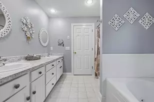 21 Olde Taverne Ln, Amesbury, MA 01913 - Photo 23