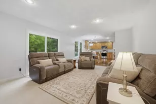 21 Olde Taverne Ln, Amesbury, MA 01913 - Photo 15