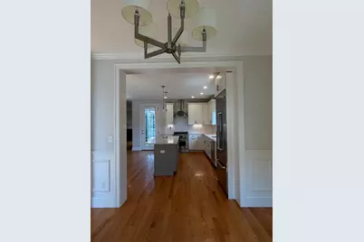 896 Chestnut St #2, Newton, MA 02468 - Photo 3