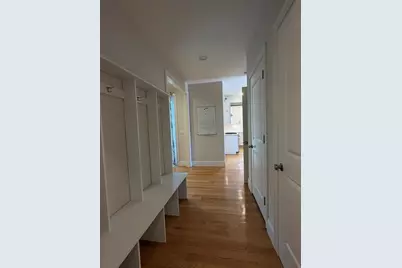 896 Chestnut St #2, Newton, MA 02468 - Photo 9