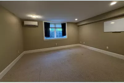 896 Chestnut St #2, Newton, MA 02468 - Photo 21