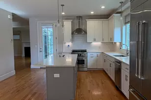 896 Chestnut St, Newton, MA 02468 - Photo 5