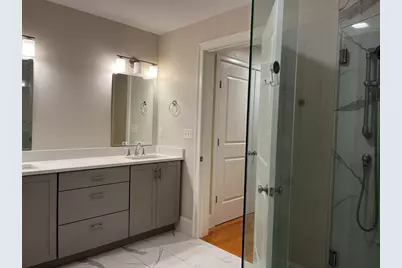 896 Chestnut St #2, Newton, MA 02468 - Photo 17