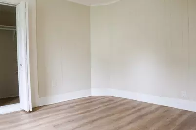 17 Granite St #1, Webster, MA 01570 - Photo 3