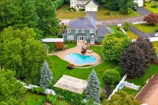 46 Hunt Dr, Stoughton, MA 02072 - Photo 9