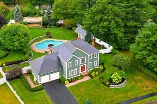 46 Hunt Dr, Stoughton, MA 02072 - Photo 3