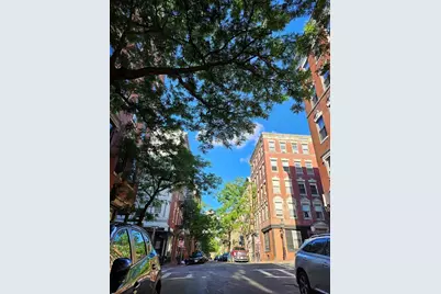 61 Phillips St #3, Boston, MA 02114 - Photo 15