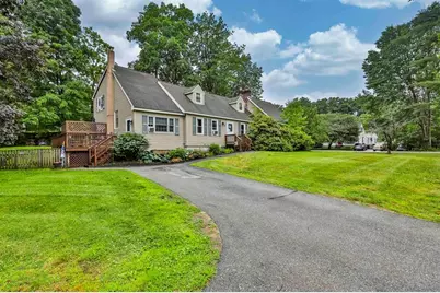 9 Candy Ln, Merrimack, NH 03054 - Photo 3