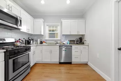 43 Derby St #A, Somerville, MA 02145 - Photo 3