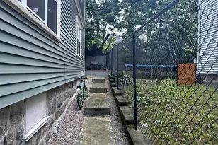 125 Rosseter St, Boston, MA 02121 - Photo 11