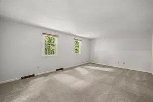 28 Camelot Ct, Stoughton, MA 02072 - Photo 23