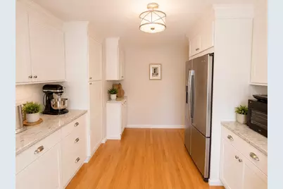 4A Bryon Road #4A, Newton, MA 02467 - Photo 9